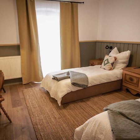 Kastanienhof Pfettrach Hotell Altdorf  Eksteriør bilde